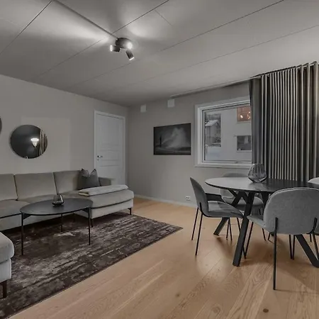 Center - Renovated 2-bedroom Tromsø